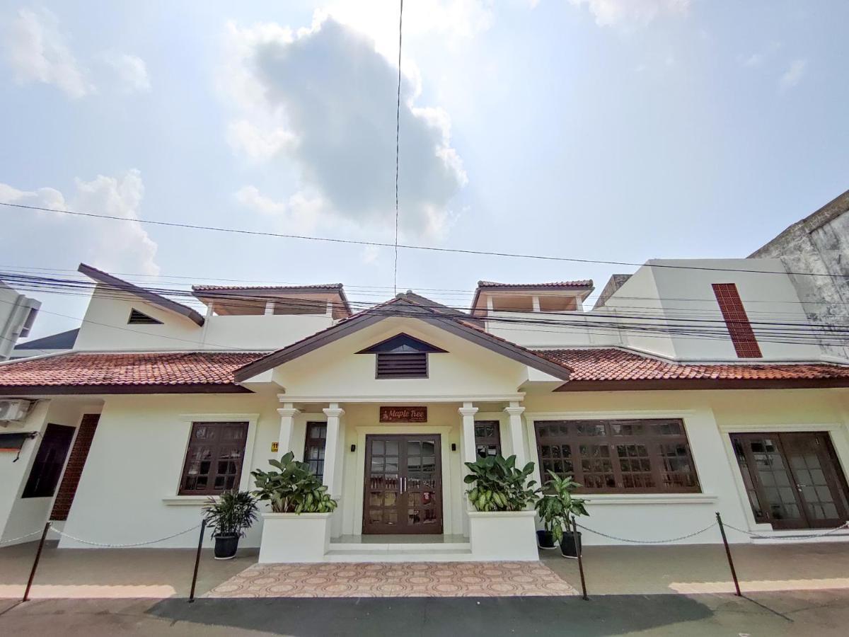 Maple Tree Homestay Maguwo Екстер'єр фото